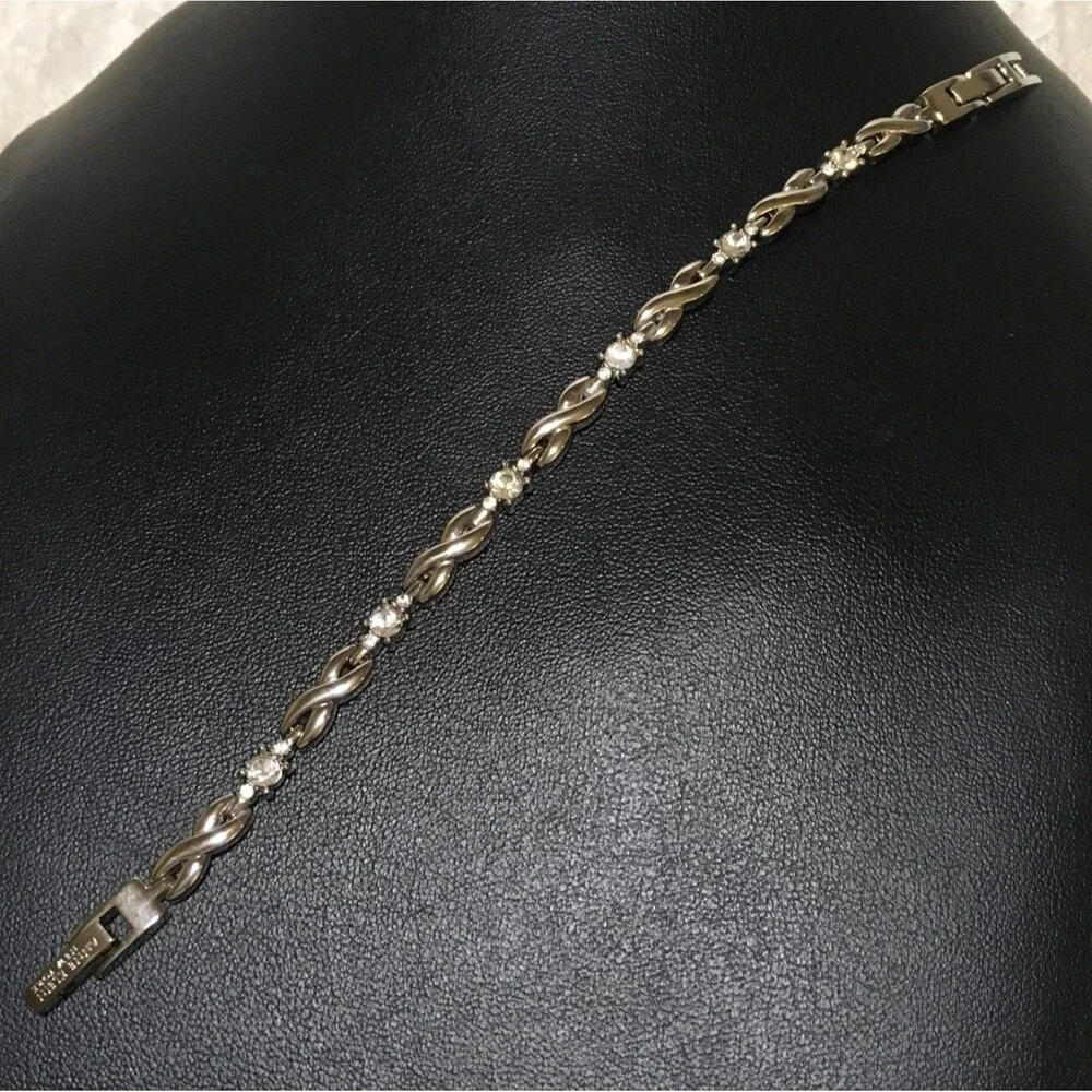 Vintage Anne Kein Chain Bracelet Silver Tone Rhinestone Accents Fold over clasp